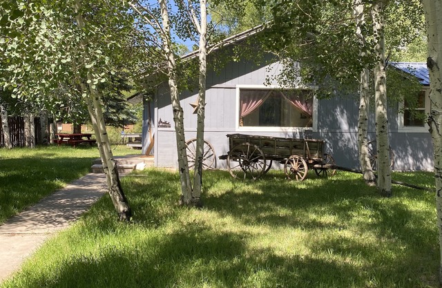 Das Hotel liegt am historischen Gunnison River-Casa Del Rio