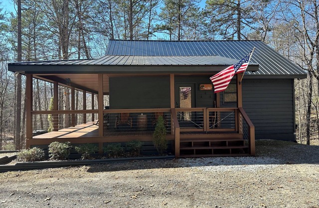 Location, Location, Location! Close to Lake, Hiking, Downtown, and Restaurants