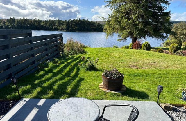 Lochside Lodge Pod