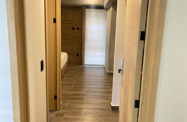 Lock-Off Room with Private Bathroom