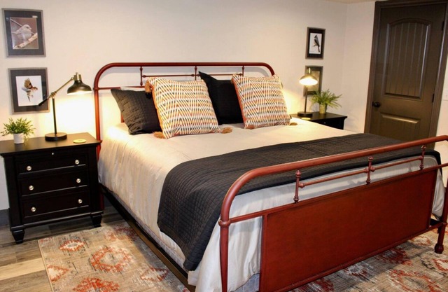Lockesburg Loft 1 bed 1 bath