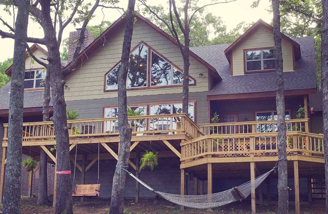 Die Lodge in Strayhorn Cove und Private Dock, Water Front Property, Private