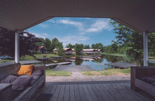 Chalets With a Bathroom, Near a Pond