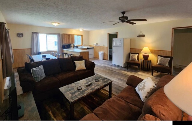 Geräumige 4-Zimmer Lodge at Lake Superior