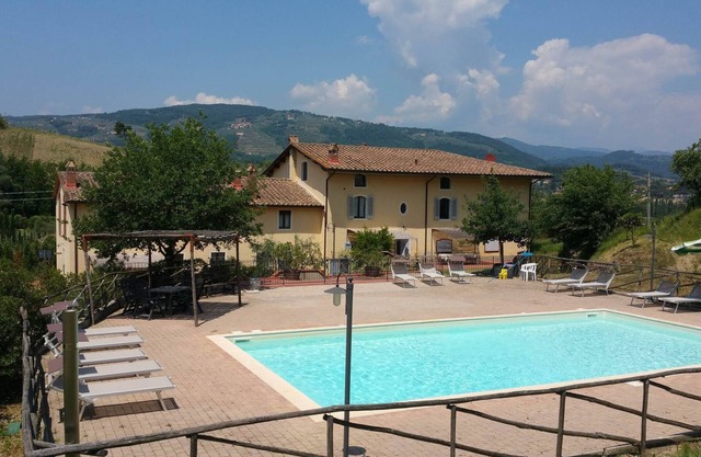 Fewo im Weingut bei Pistoia,Pool,free Wi-Fi,familienfreundlich,Dorfnah,bis 6 Per