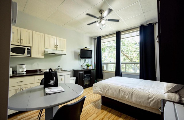Loft Economique in the heart of Rouyn-Noranda (Le Citadin)