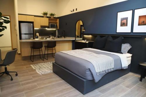 Loft Elegante c Patio Cowork y Terraza 1 BD P Panamericano by Tribu