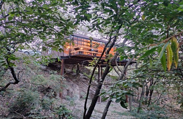Loft house 1, Away from it all