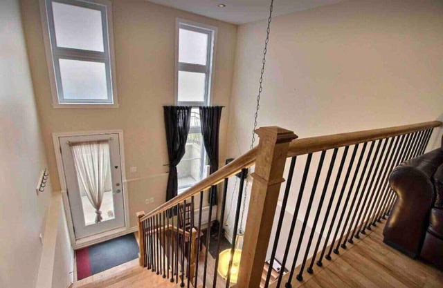 Loft near Olympic Park + Free Parking & EV Charger