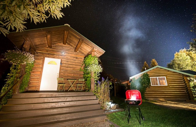 Log Cabin Motel