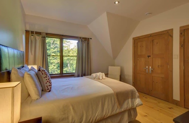 Log Cottage Resort Access & Spa