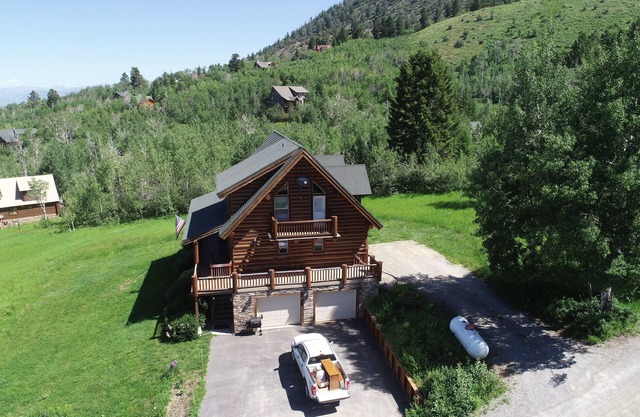 Log home in the Mountains