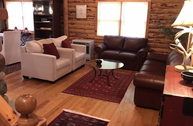 Log Home on 13th fairway for golfers, hikers, nature lovers!