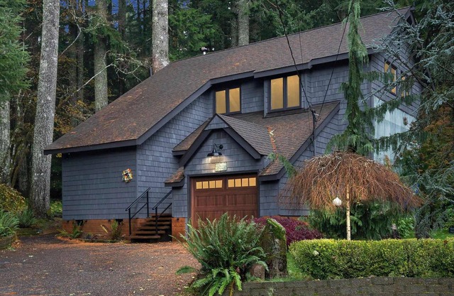 Lolowood Chalet - Modern cozy nature retreat, dog friendly