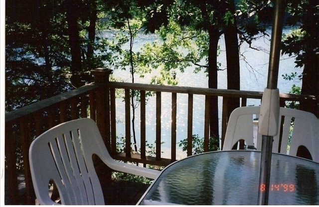 Lone Pine Cottage 1 Schlafzimmer Seeseite am Bryan Lake