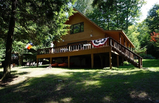 Lone Pine Retreat in den Adirondacks