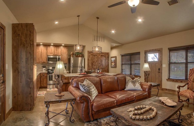 Lone Star Cabin Nr. 5 ~ Texas Hill Country ~ Neu!