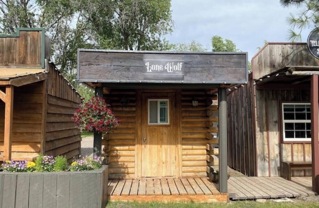 Lone Wolf Cabin At Mountain River Ranch