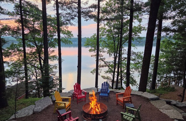 Long Lake Escape with Hot Tub & Pontoon Rental
