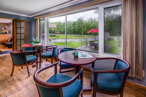 Long Sault Motel