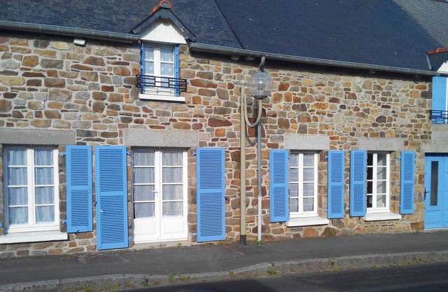 Longère in the heart of the Bay of Mont-Saint-Michel at Vivier sur Mer