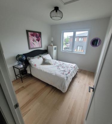 Longueuil homestay
