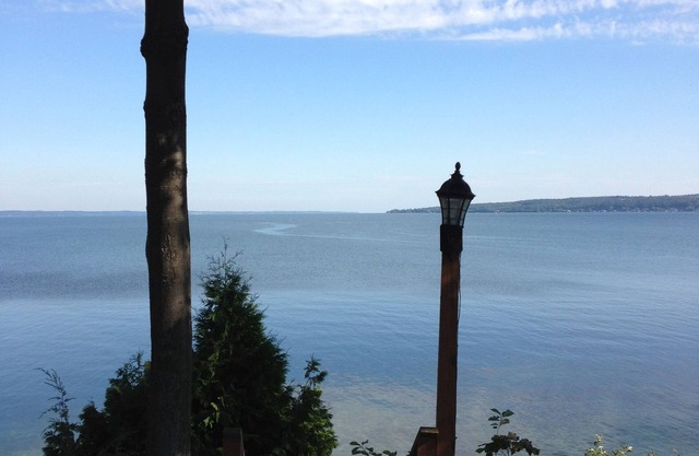 "Longview": Finger Lakes am See Landhaus am Cayuga Lake w / Blick auf den Strand und Dock!
