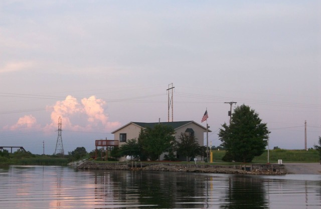 Geräumiges Haus nur wenige Meter von der Muskegon Fluss in der Nähe von allen wichtigen Sehenswürdigkeiten in der Umgebung