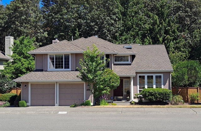 Looking for an extended stay? Single Family Home 2 Blocks from Christa McAuliffe