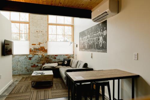 Loom Room Retreat
