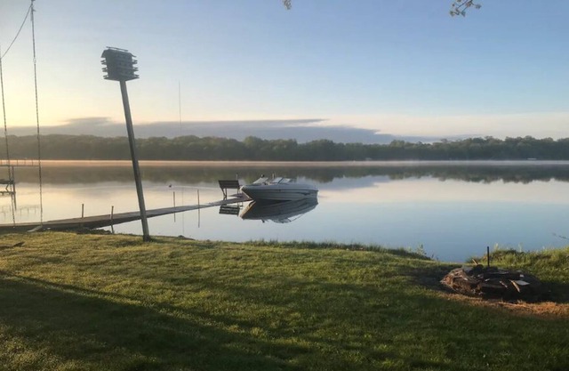 Loondocks MN, Family-Friendly Lake Hideout!