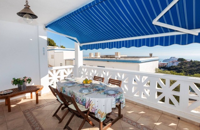 Los balcones by Interhome