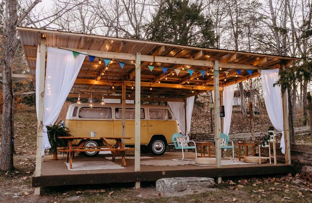 Lost Hill Lake Good Vibes VW