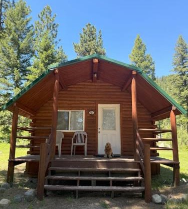 Lost Horse Lodge Double Queen Cabin 16 - PetsOK