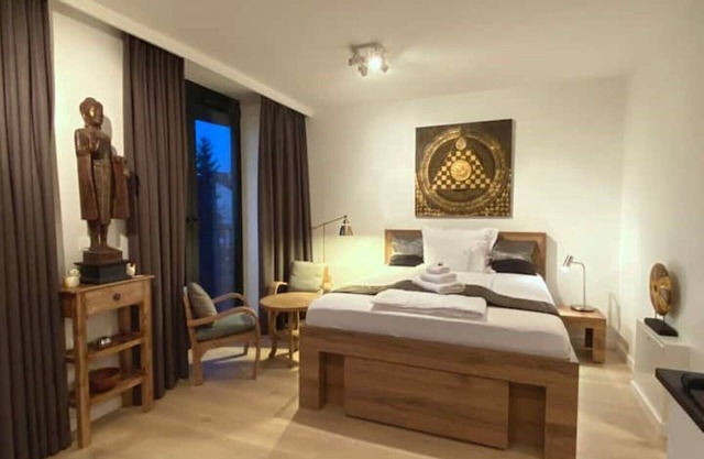Lotus Studioapartment – Kompakt. Stilvoll. Perfekt für Stadtentdecker.
