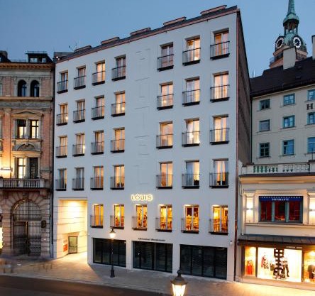 Louis Hotel