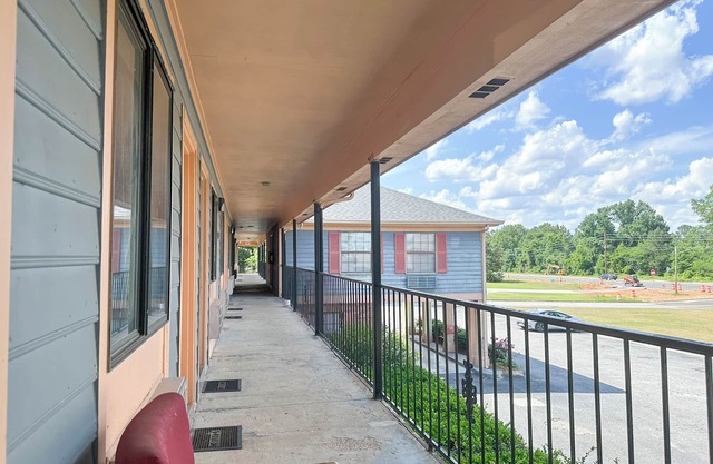 Louisville Inn By Oyo Louisville Municipal Airport