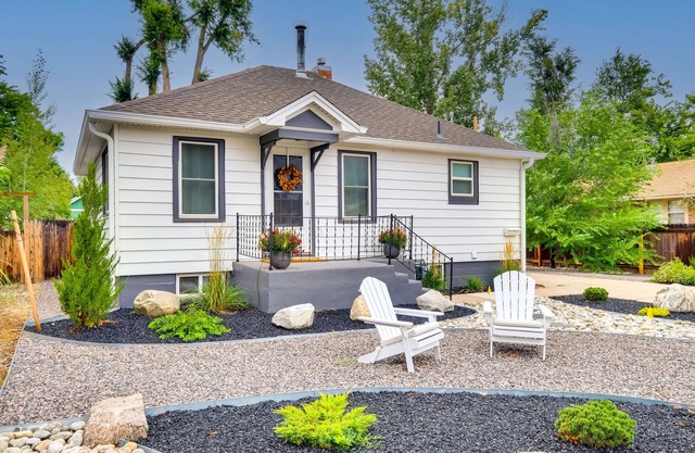 Loveland Retreat w/ Bicycles, Deck & Fire Pit!