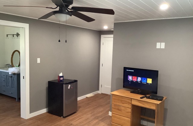 Lovely 1 Bedroom Apartment