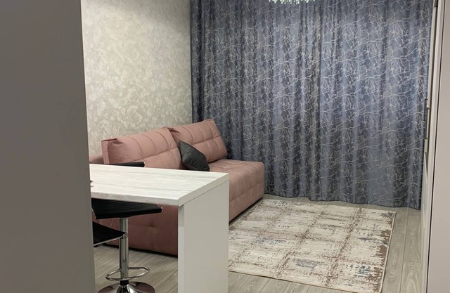 Lovely 1 bedroom apt nect to Botanical Garden, EXPO, Mega Silk Way