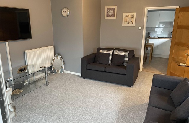 Lovely 1 Bedroom Ground floor apartment max 4 per