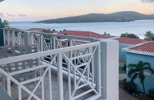Lovely 1-Bedroom Villa w/ Pool & Ocean View
