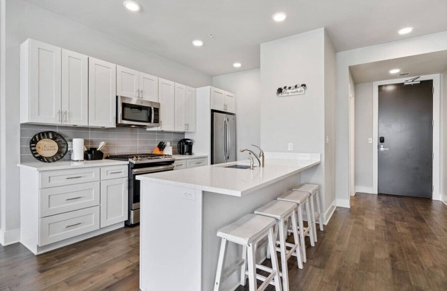Lovely Condo in the Bywater. Great Nola Location!