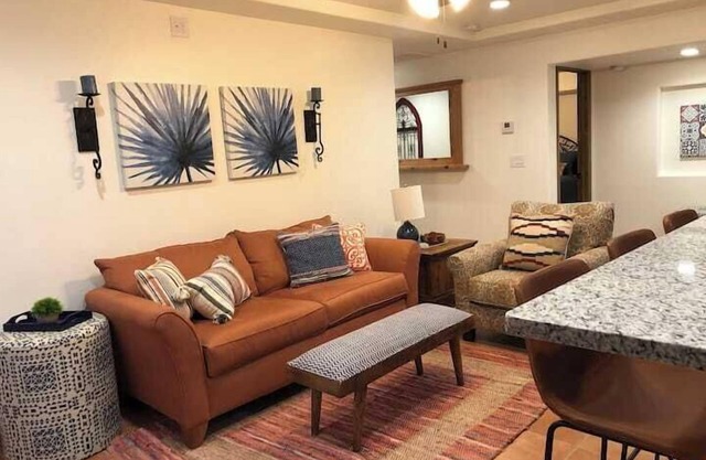 Lovely 2-Bedroom Adobe Escape