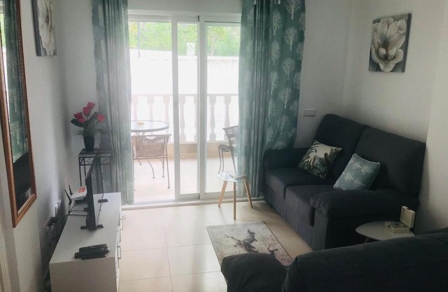 Lovely 2 Bedroom Apartment in Rojales near Marquesa Golf
