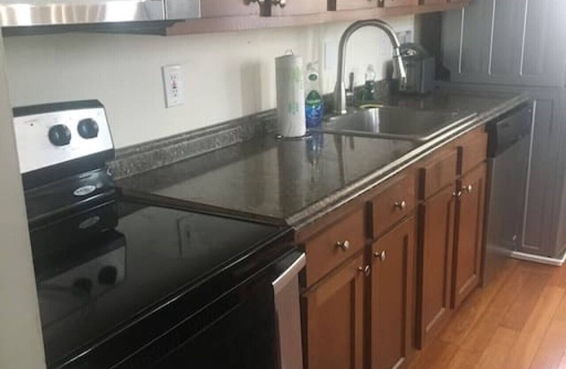 Lovely 2 bedroom apartment with free parking