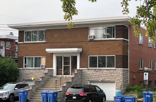 Lovely 2-bedroom apartment in Montreal