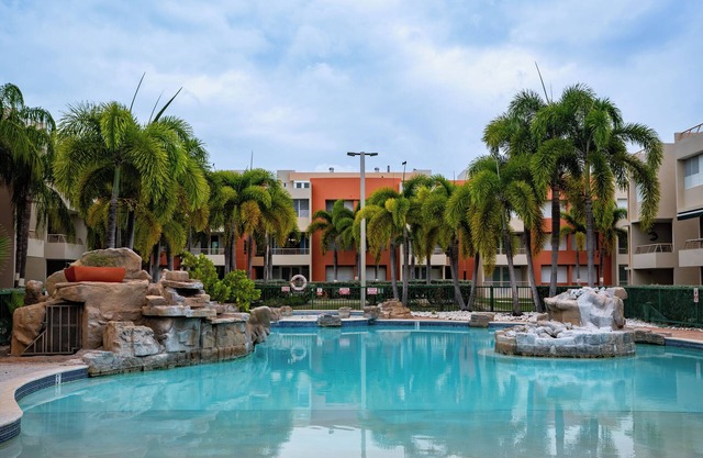 Lovely 2-bedroom condo with AC, WiFi in beautiful Combate, Cabo Rojo
