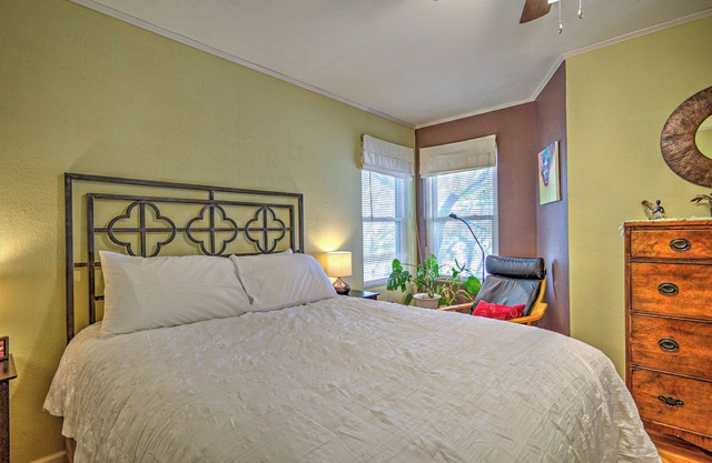Lovely 2 bedroom retreat near fun downtown, bike loop and hiking