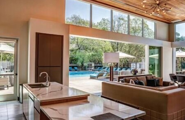 Lovely 2BD Sandhill @ Menlo Park